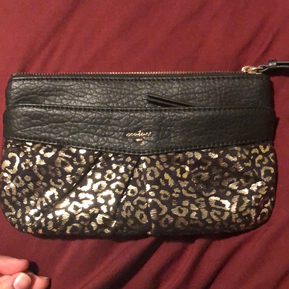 Juicy couture Wristlet